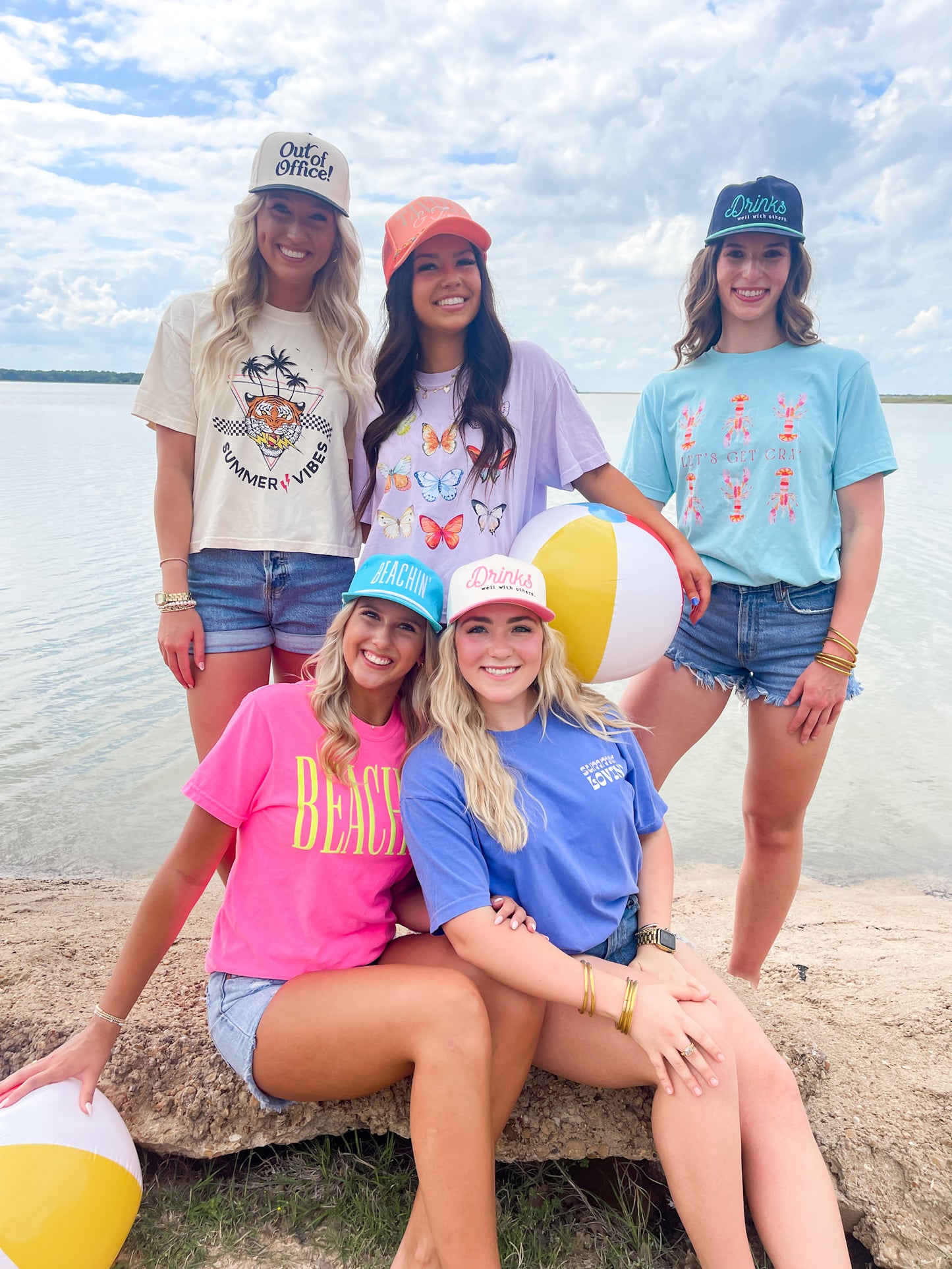 SUMMER VIBES TEE