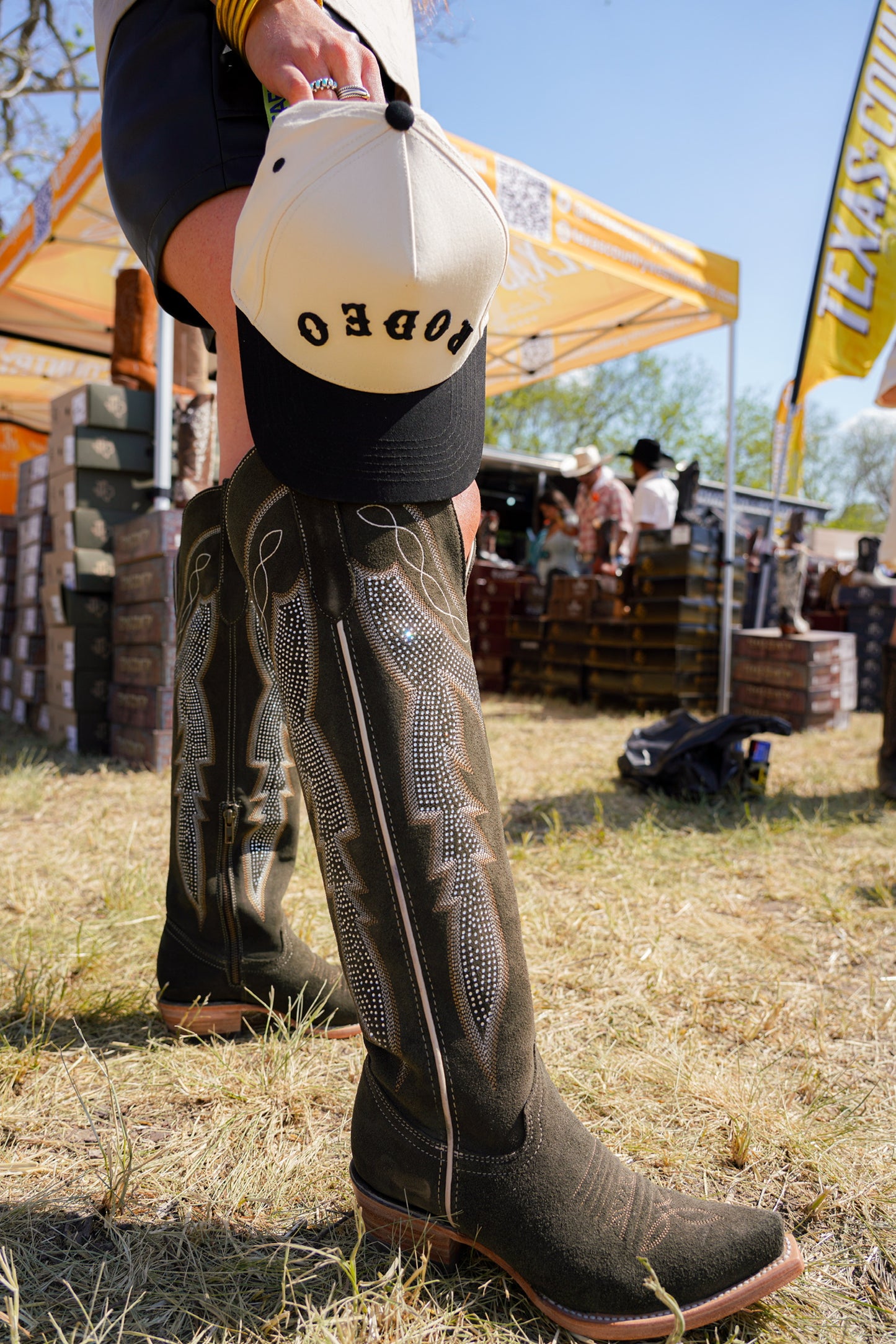 RODEO - UPSIDE DOWN CANVAS CAP