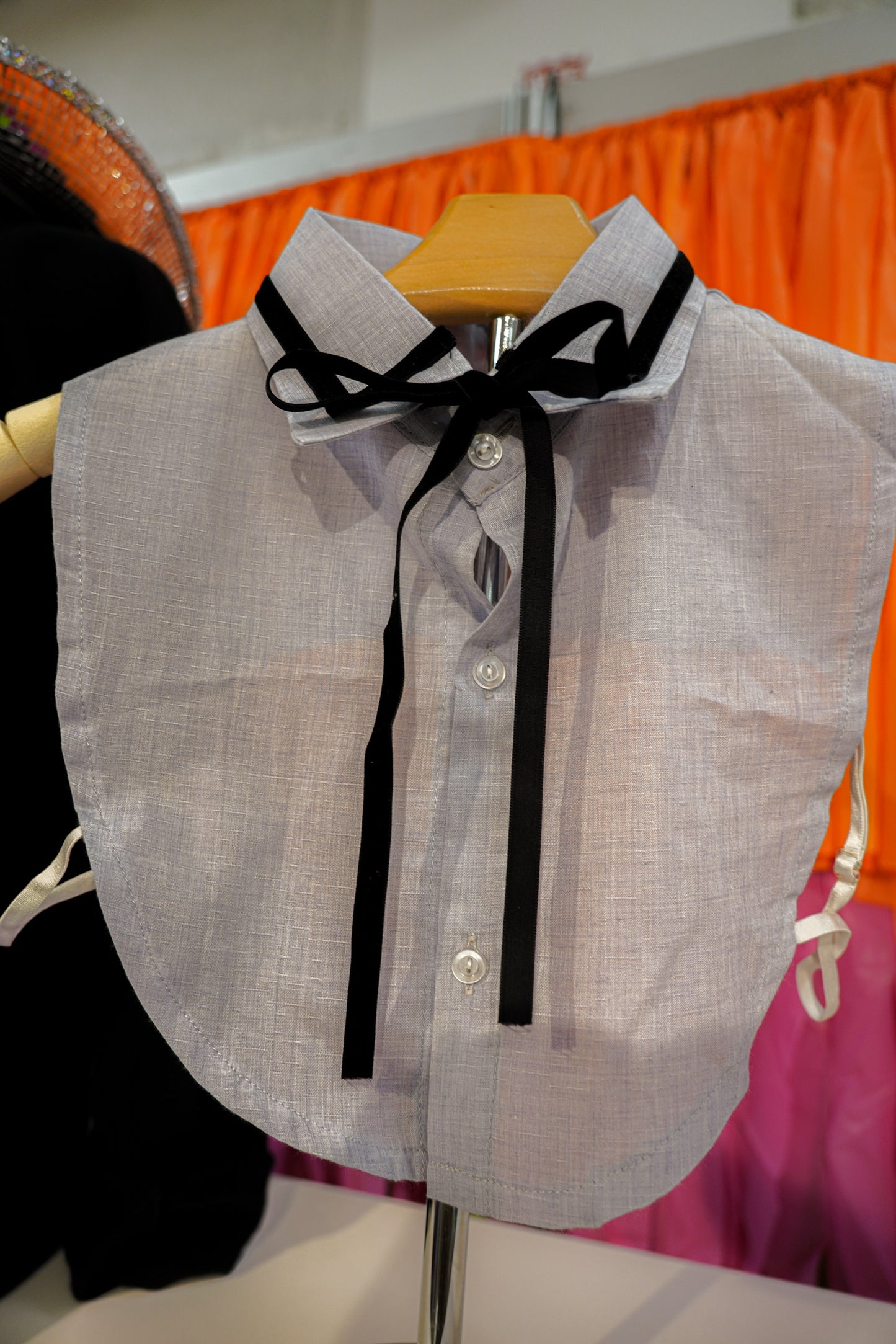 CORPORATE COLLAR