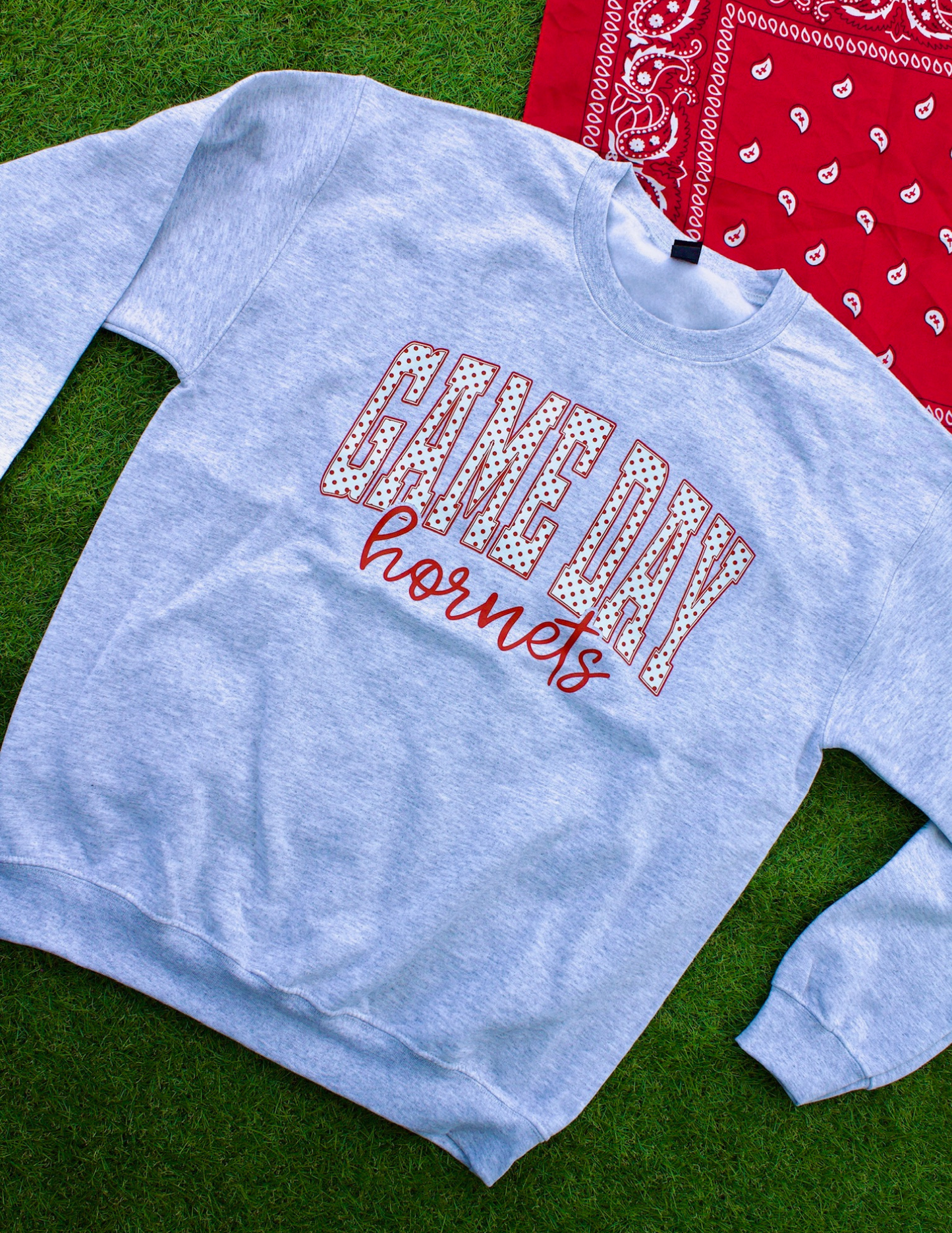 GAME DAY CLASSIC TEE | CREWNECK