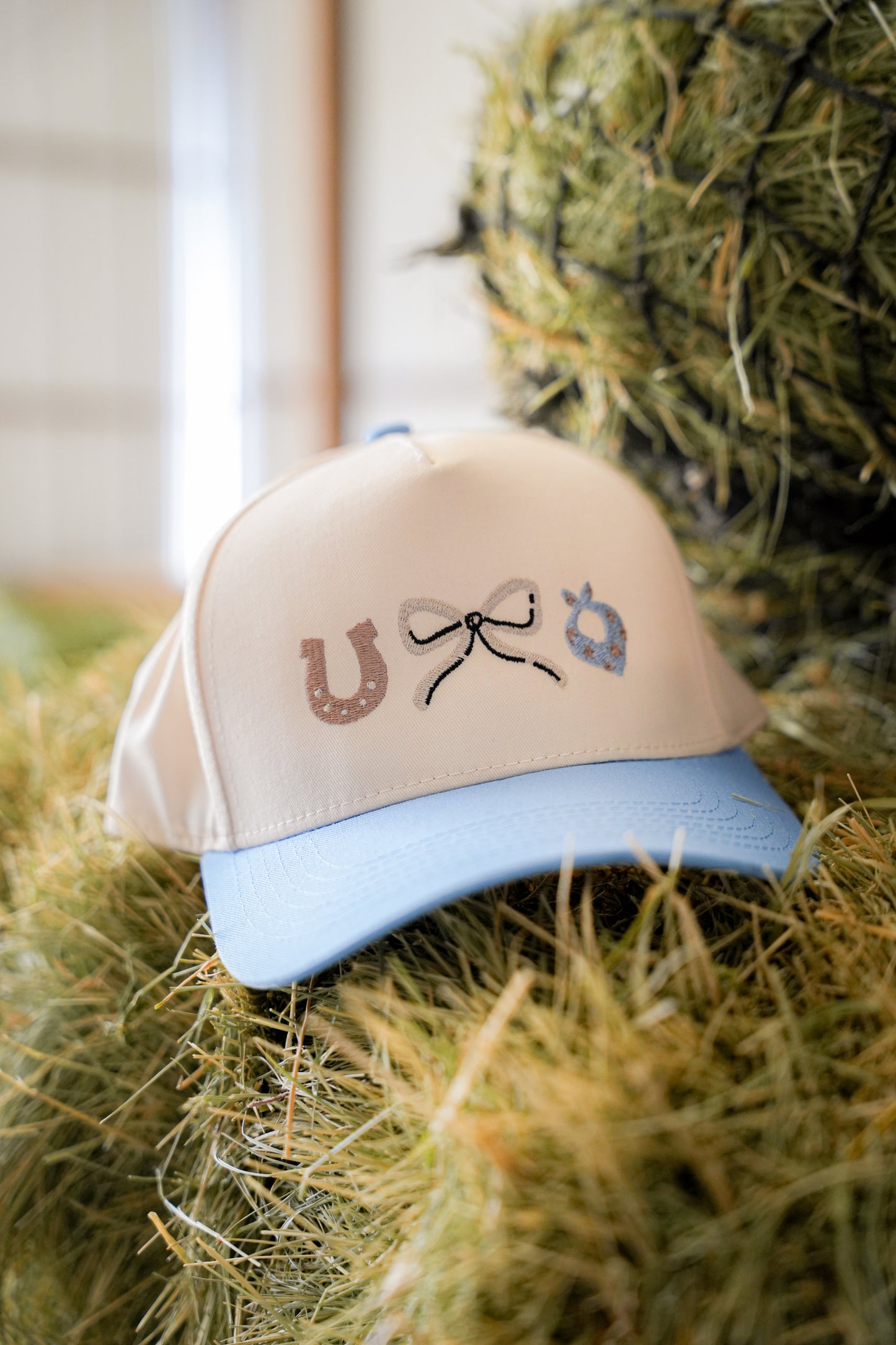 COWGIRL ESSENTIALS CANVAS CAP