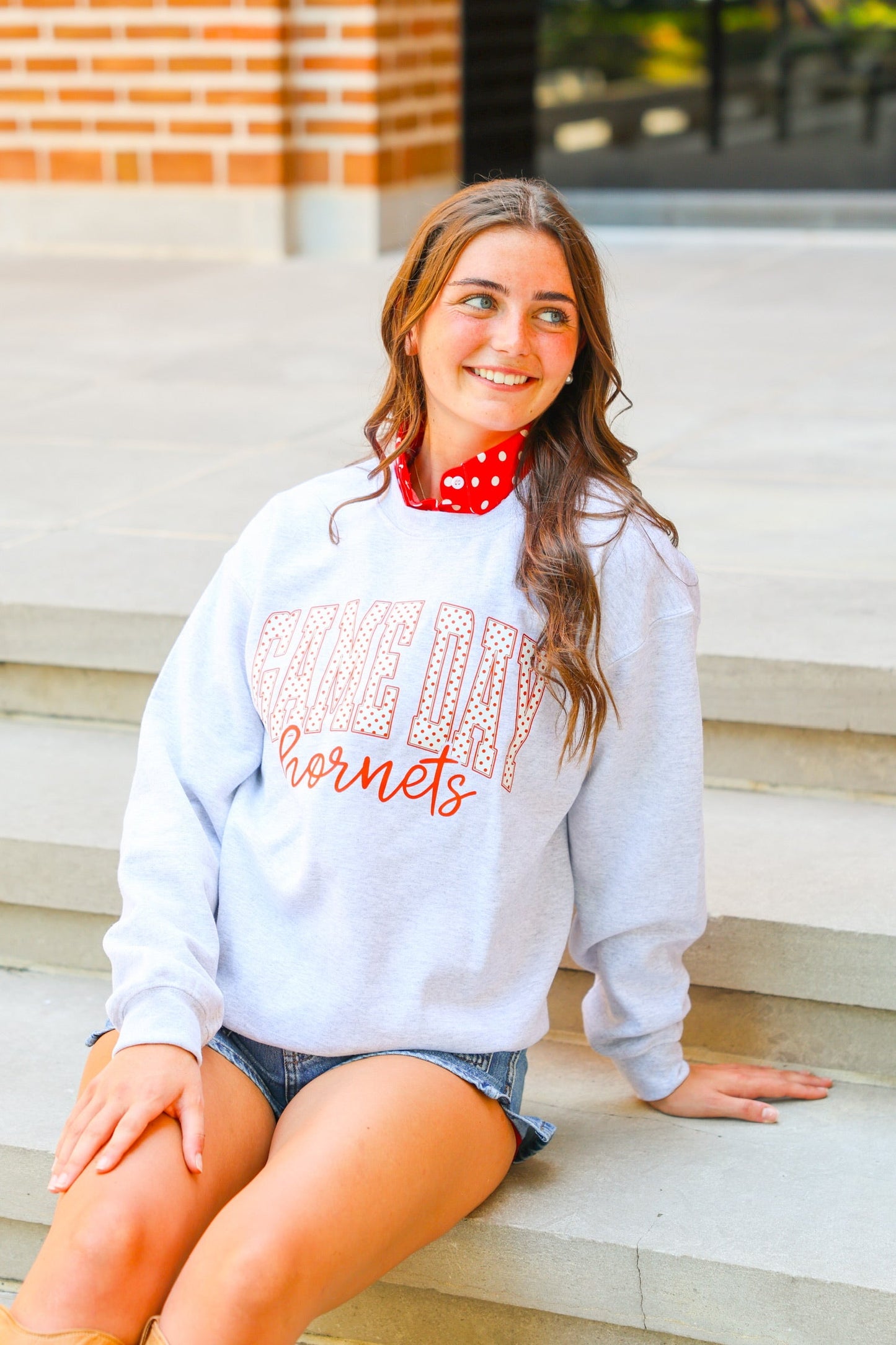 GAME DAY CLASSIC TEE | CREWNECK