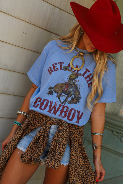 BET ON THE COWBOY TEE | CREWNECK