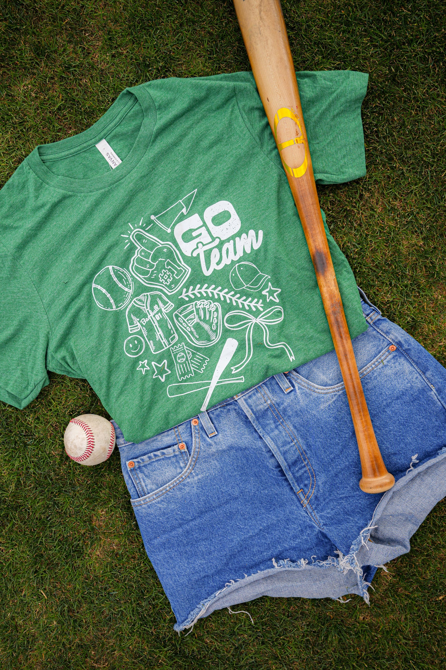 GO TEAM ICON TEE | CREWNECK