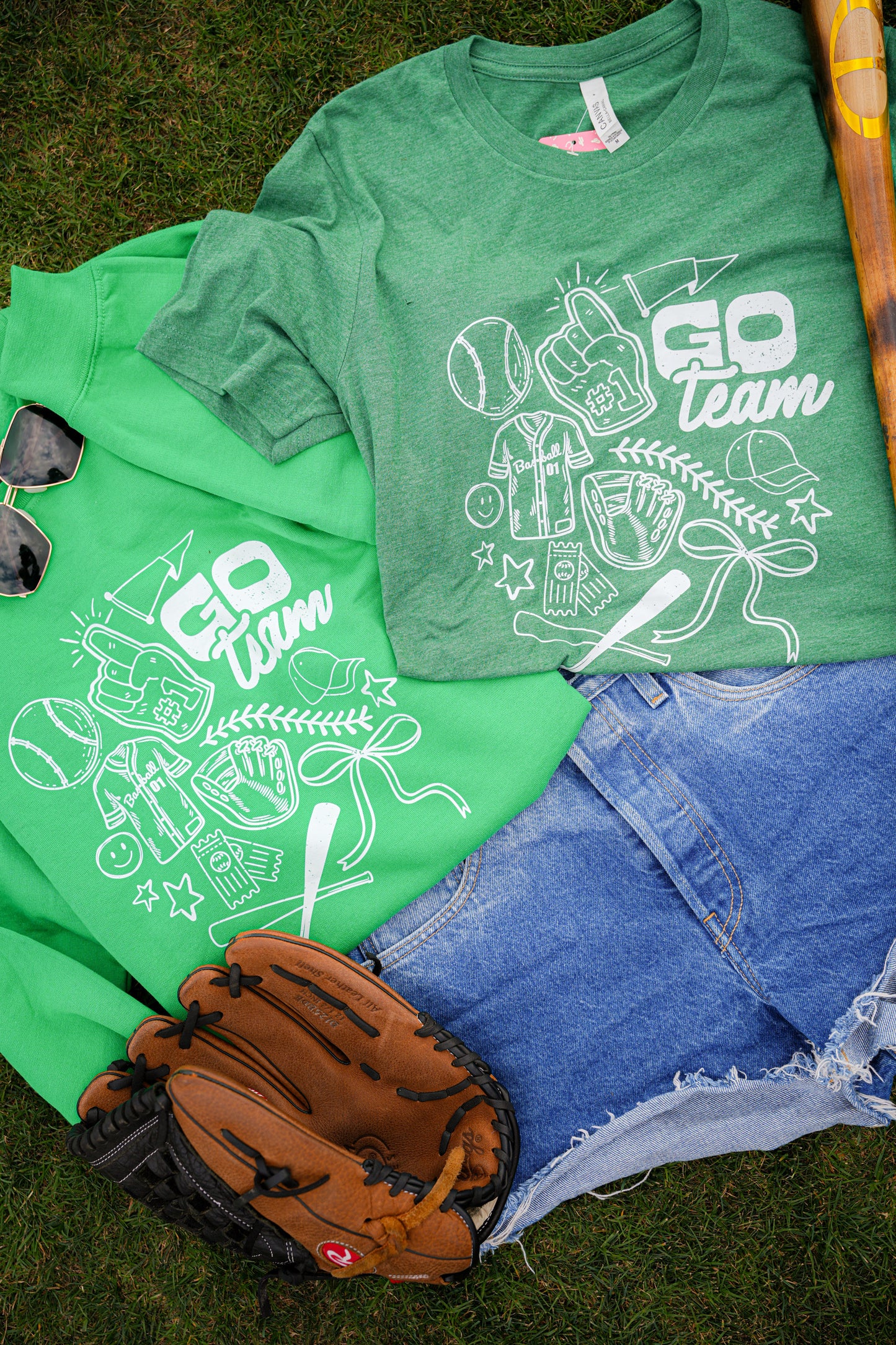 GO TEAM ICON TEE | CREWNECK