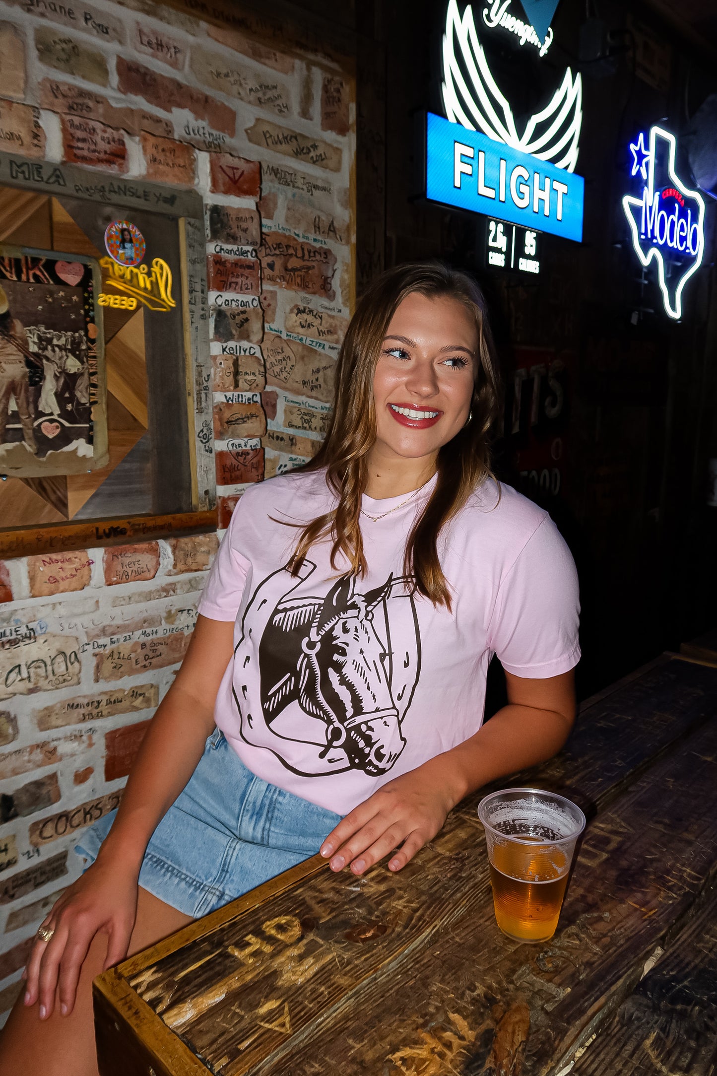 LUCKY HORSE CREWNECK