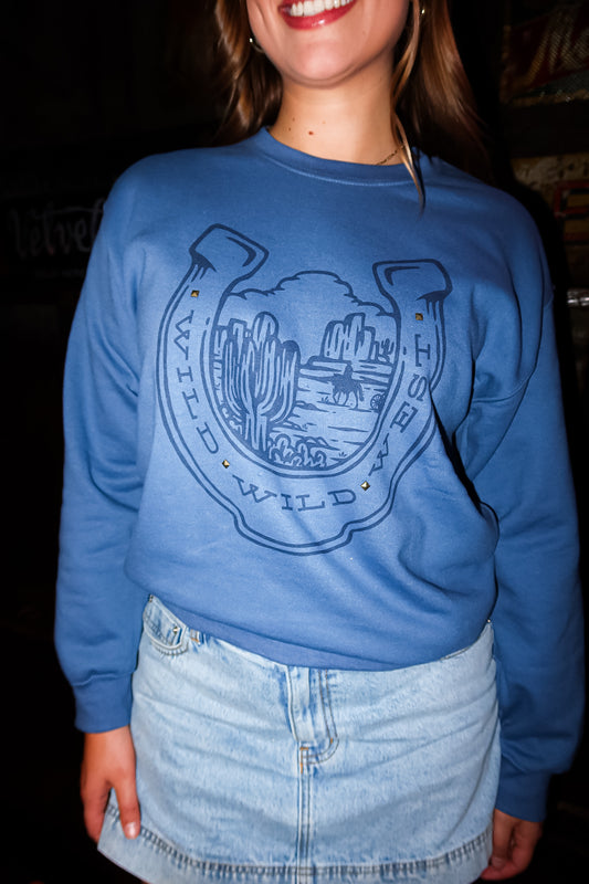 WILD WILD WEST HORSESHOE TEE | CREWNECK