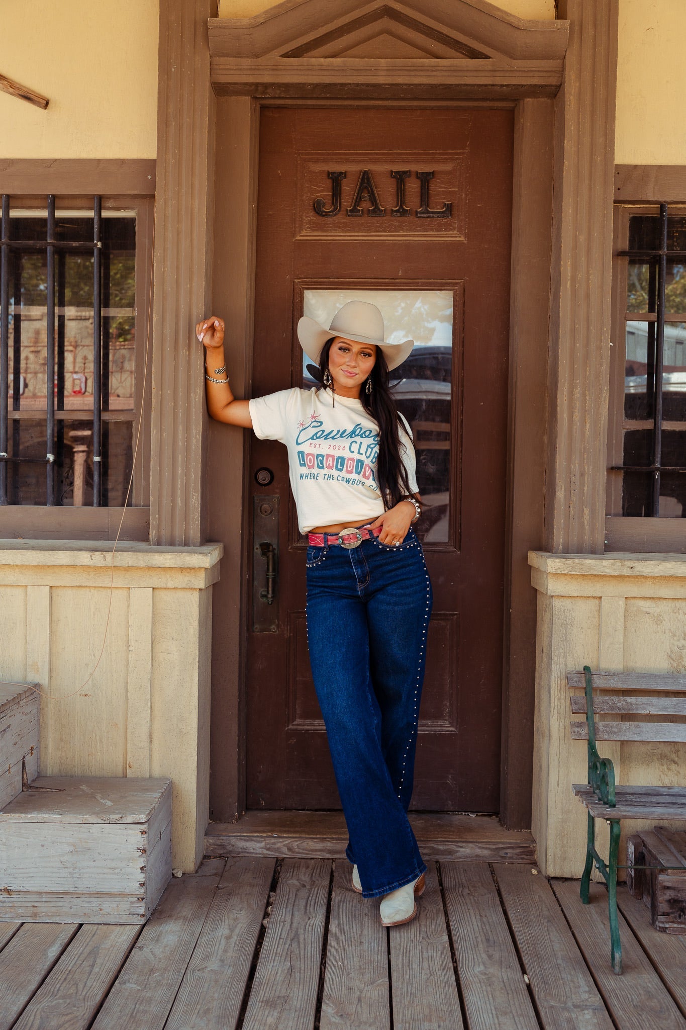 COWBOY CLUB LOCAL DIVE TANK | TEE