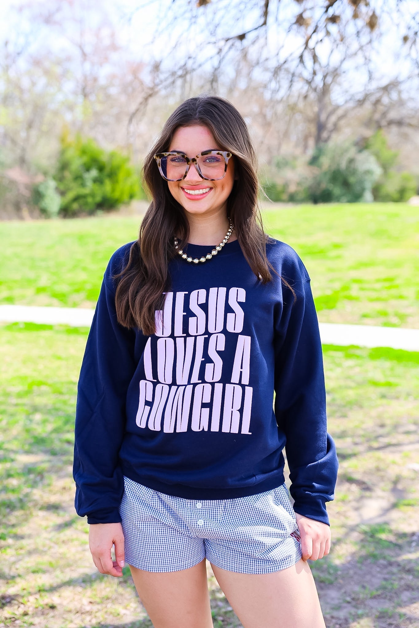 JESUS LOVES A COWGIRL TEE | CREWNECK