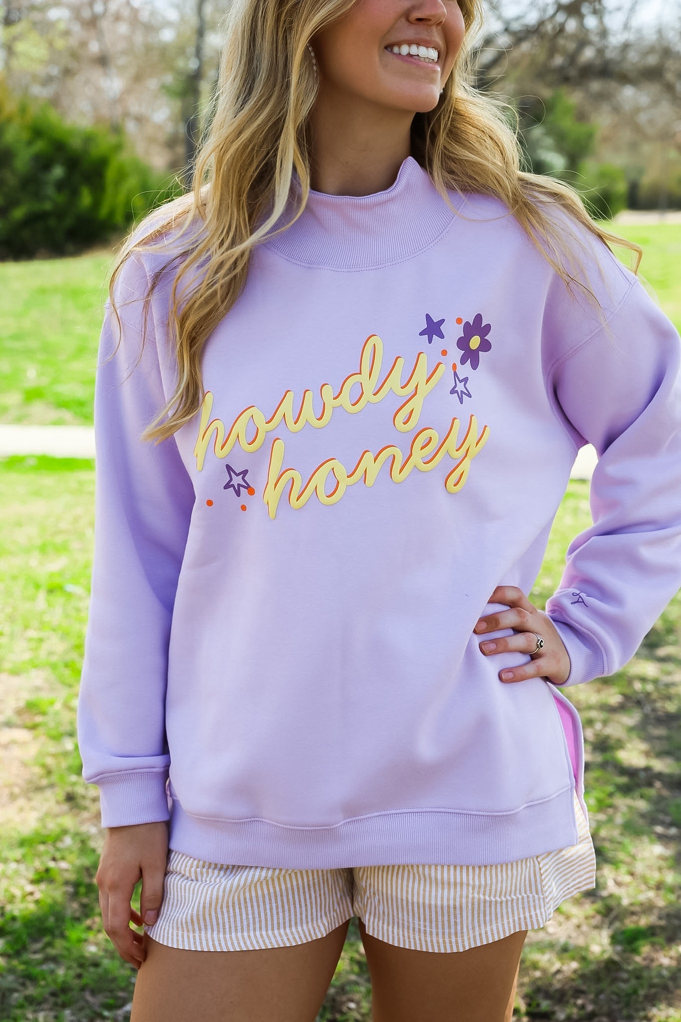 HOWDY HONEY MOCKNECK