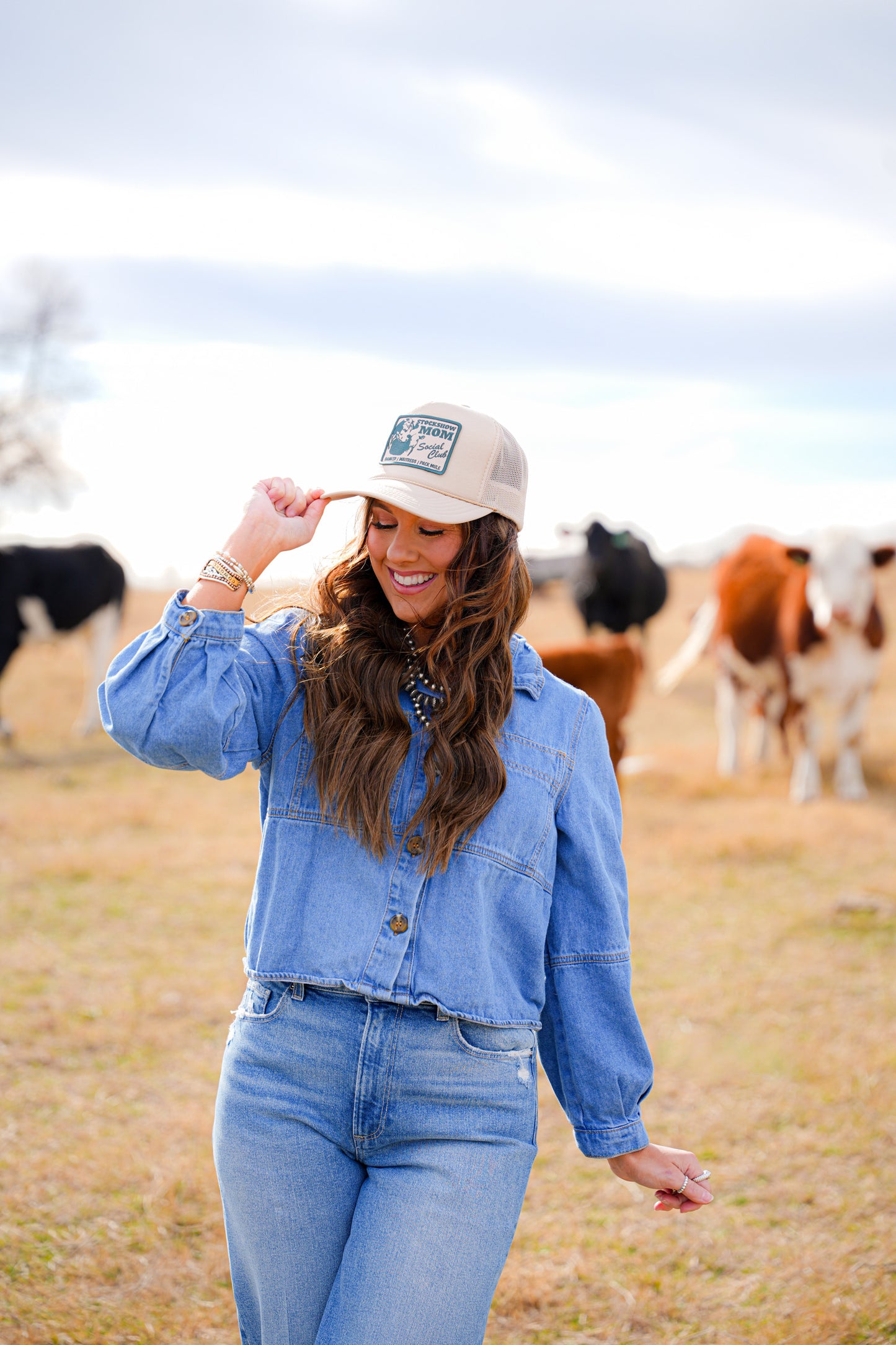 STOCK SHOW MOM SOCIAL CLUB TRUCKER HAT
