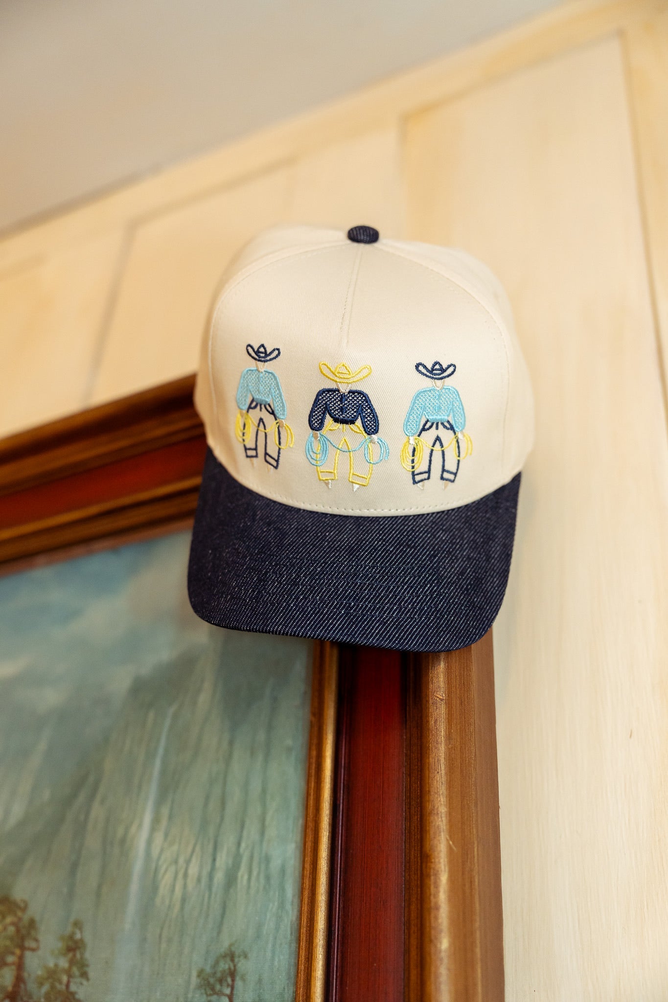 FANCY PANTS CANVAS CAP