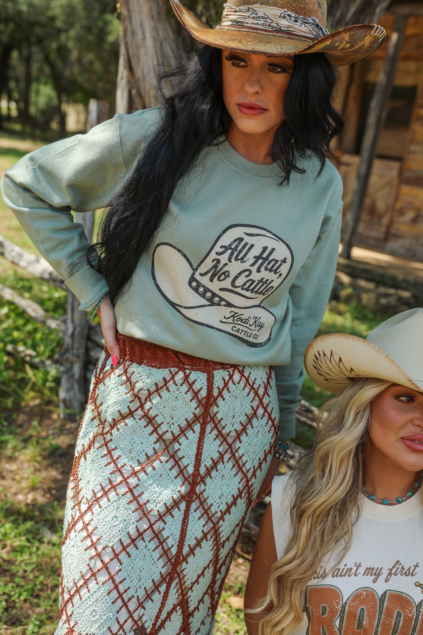 ALL HAT, NO CATTLE TEE | CREWNECK