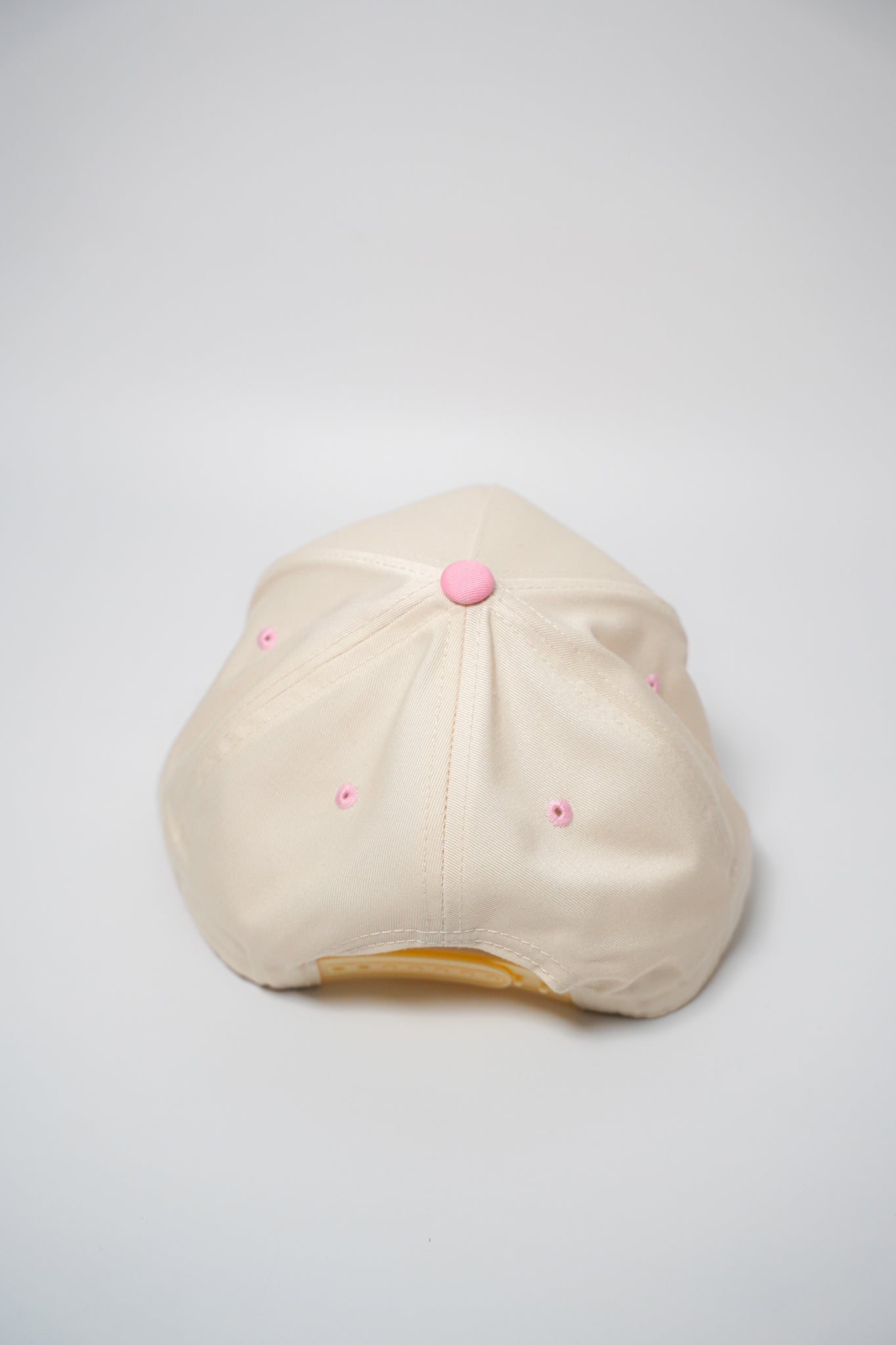 GIRLS ONLY CLUB CANVAS CAP