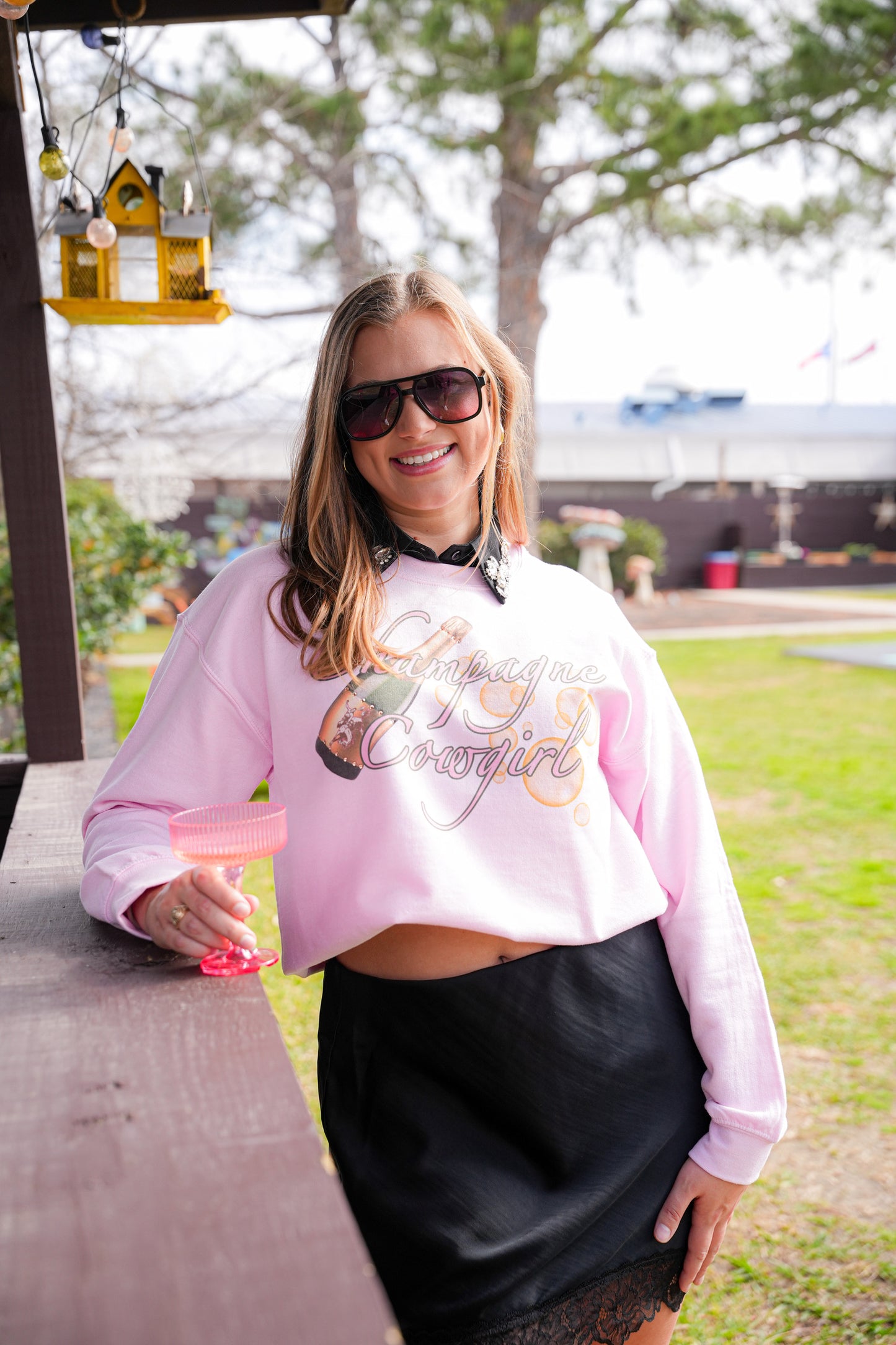GINA CHAMPAGNE COWGIRL TEE | CREWNECK