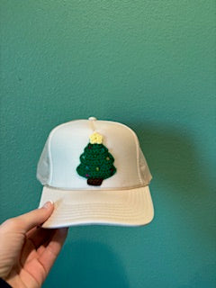 NUTCRACKER - TAN TRUCKER WITH CHRISTMAS TREE