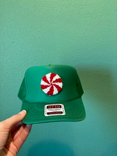 NUTCRACKER - GREEN TRUCKER WITH PEPPERMINT