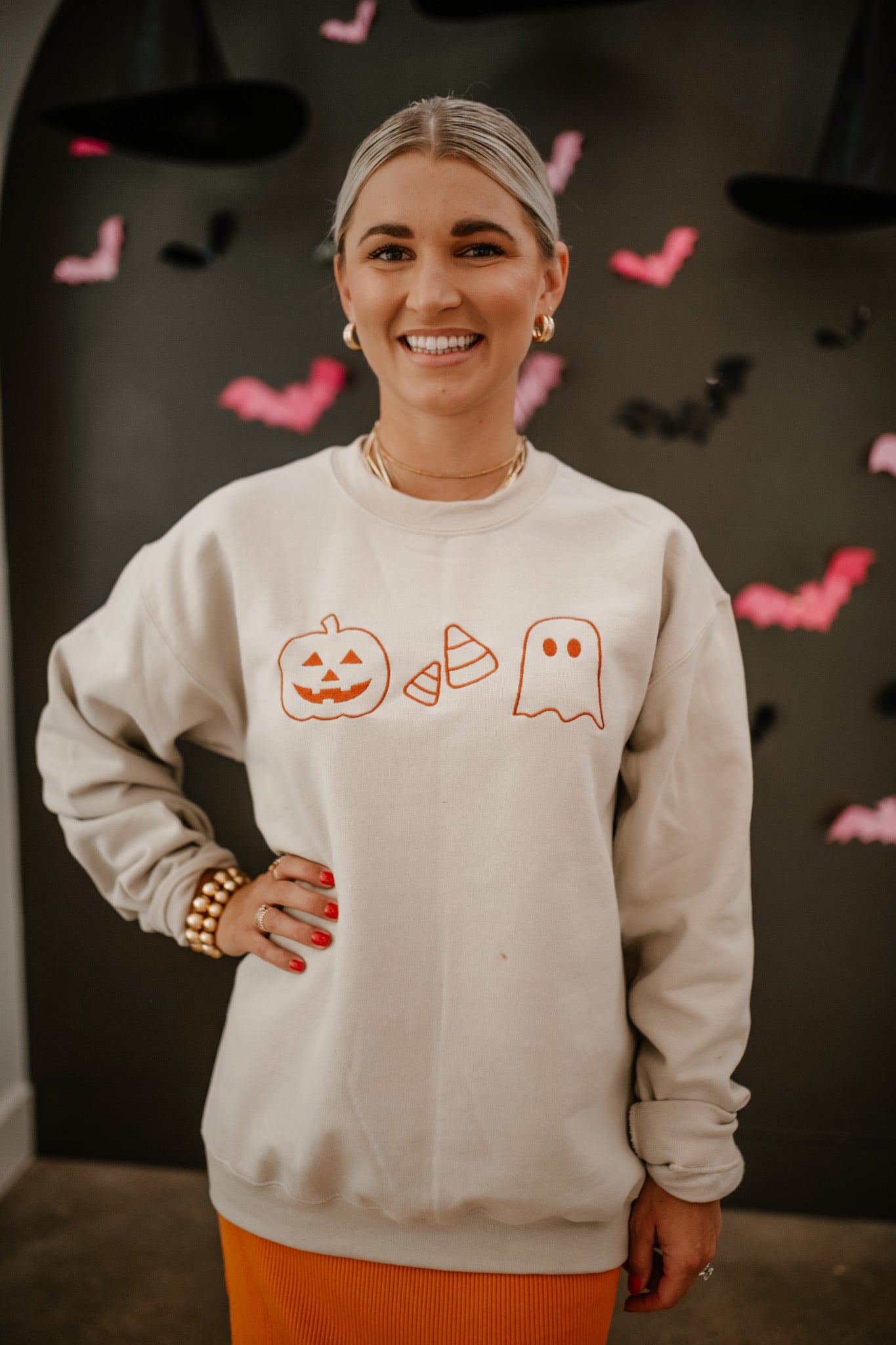 HALLOWEEN ICON CREWNECK